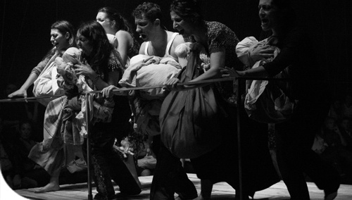 Kat�r i Rad�s: oltre la memoria