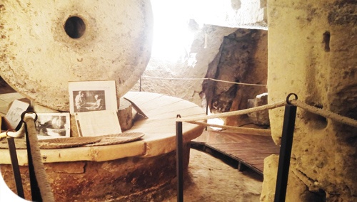 L�ET� DELL�OLIO E DELLA PIETRA